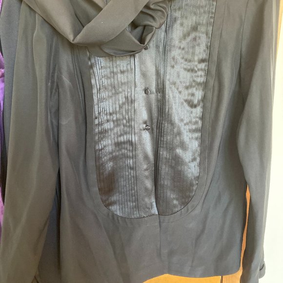 KARL LAGERFELD black tuxedo blouse, silk, small - Picture 2 of 5